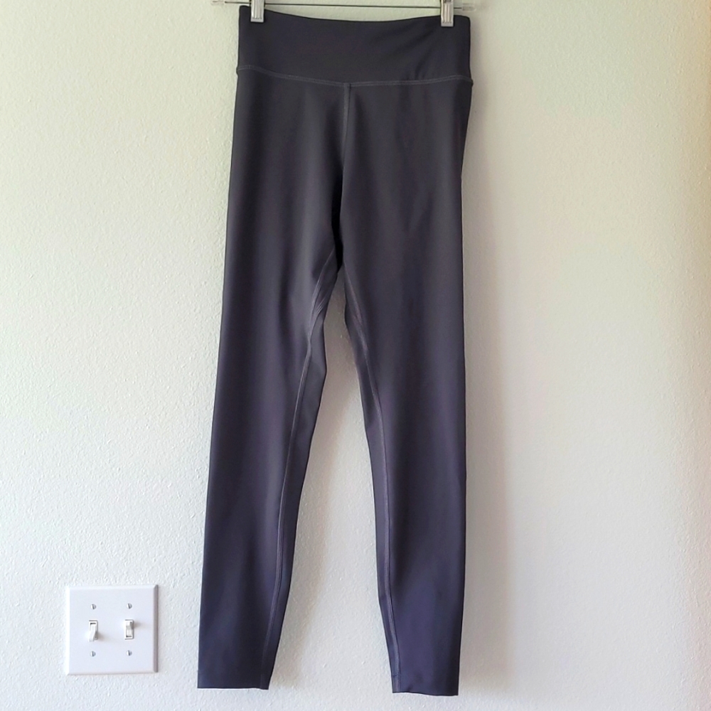 Tentree leggings, dark gray, inner pockets, Small - Medium